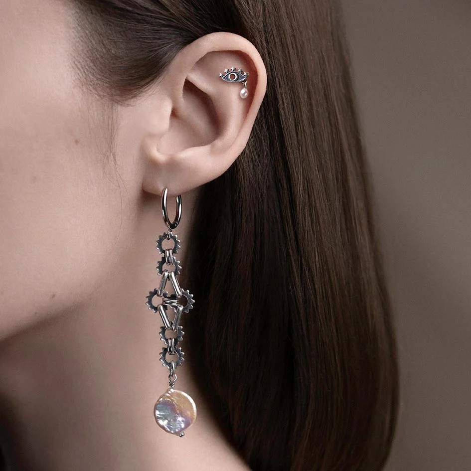 PLENUS. Full Moon Pearl Hoop Earrings - Silver - Image 2